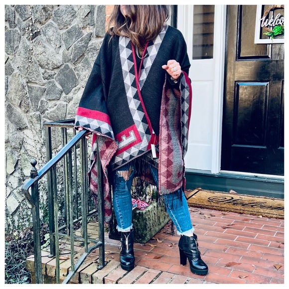 14 Boho Fabulous Oversized Poncho Shawl - Picture 10 of 10